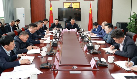 张乃文调研征途国际专用车公司1_眸目压缩.jpg